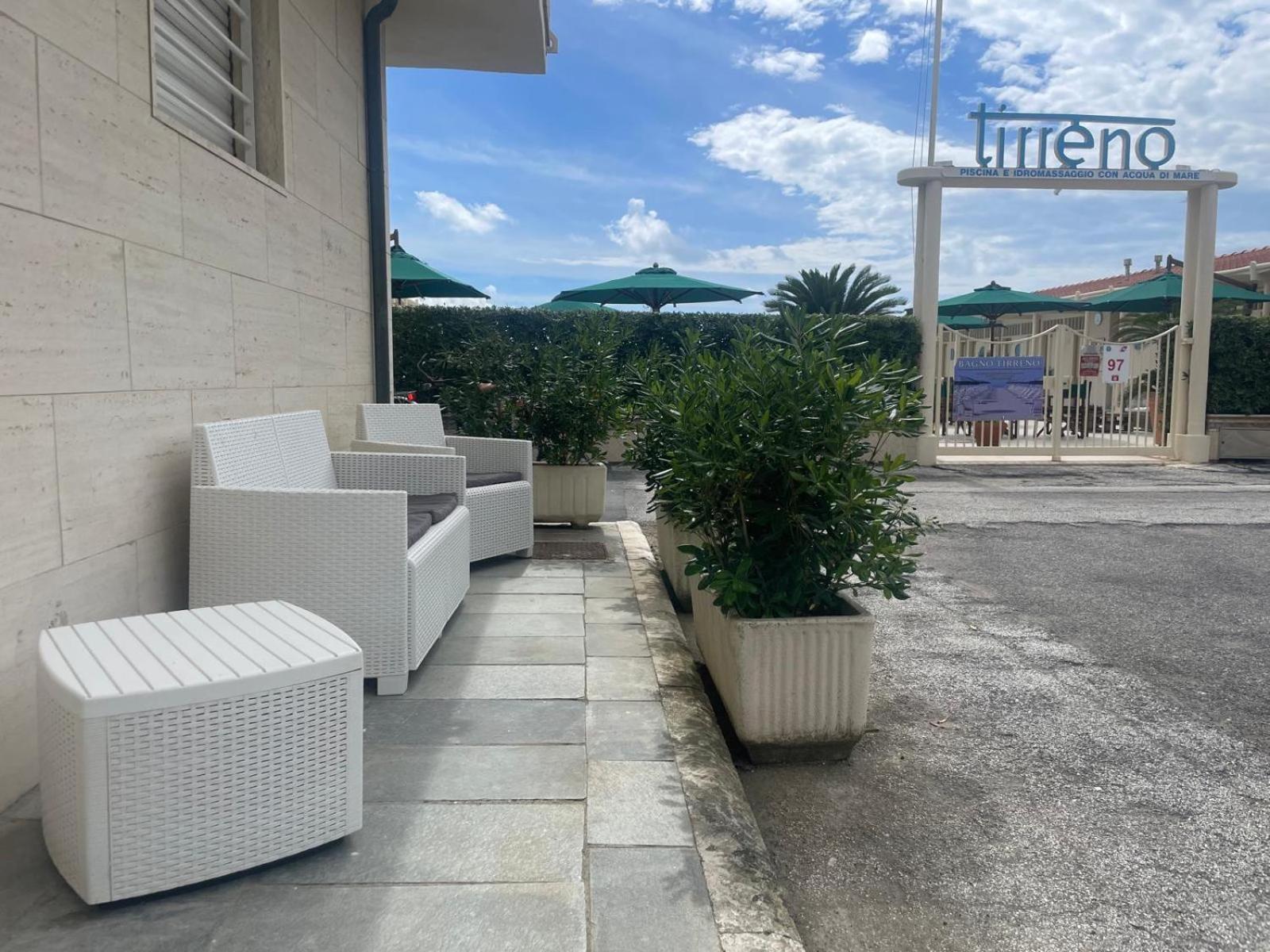 Amamare Apartments Viareggio Exterior photo